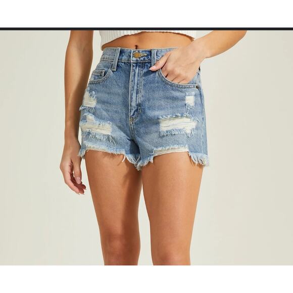 Altar'd State Womens Light Blue Wash Distressed Denim Jean Shorts Size 13/31 - Picture 1 of 8